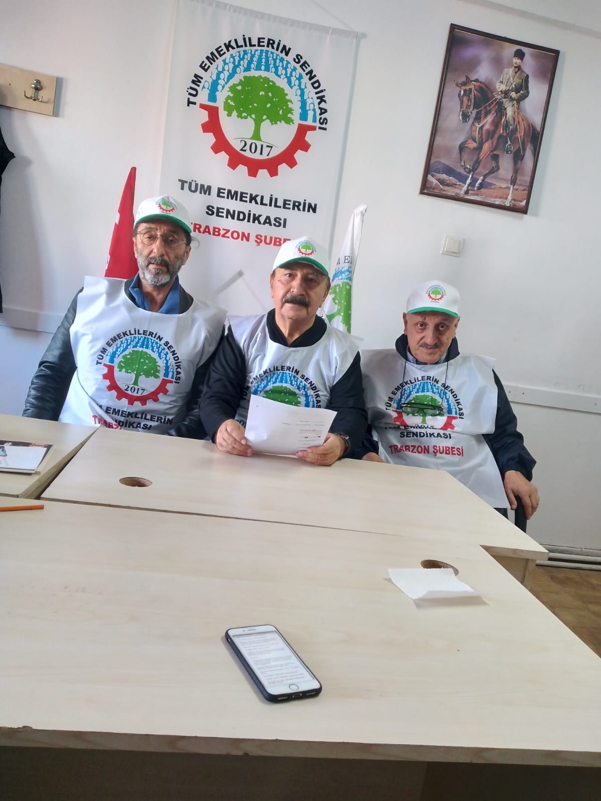 TÜM EMEKLİLERİN SENDİKASINDAN 10 EKİM İÇİN BASIN AÇIKLAMASI