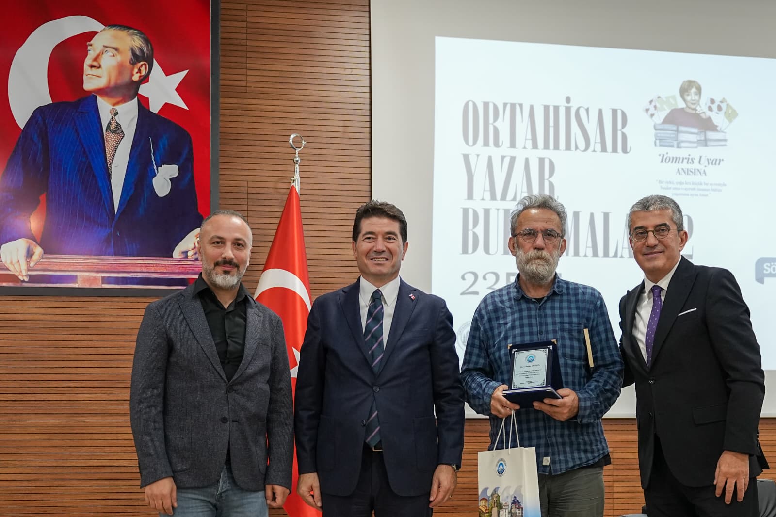 ORTAHİSAR’DA TÜRKİYE SİYASETİ KONUŞULDU: “ÖNÜMÜZDEKİ SÜREÇ, VARLIK-YOKLUK SÜRECİDİR”