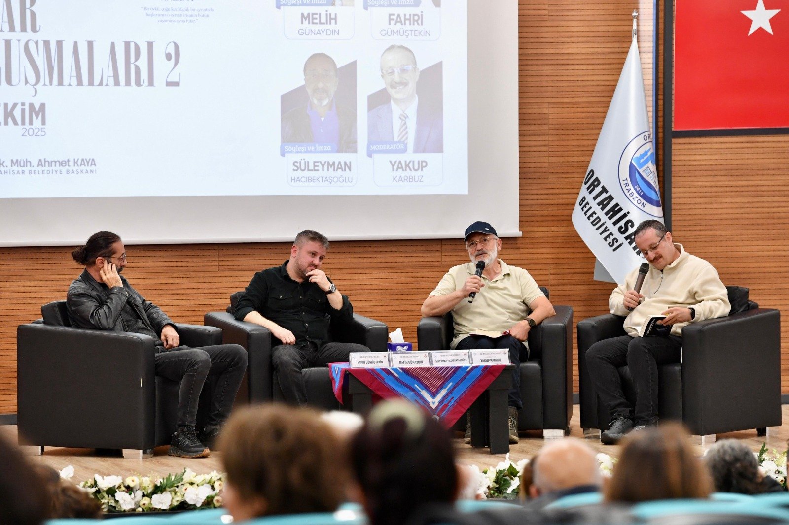 ORTAHİSAR YAZAR BULUŞMALARI, YOĞUN İLGİ GÖRDÜ DÖRT GÜN SÜREN ETKİNLİKTE YAZAR VE ŞAİRLER, SÖYLEŞİ VE İMZA GÜNLERİYLE KİTAPSEVERLERLE BULUŞTU