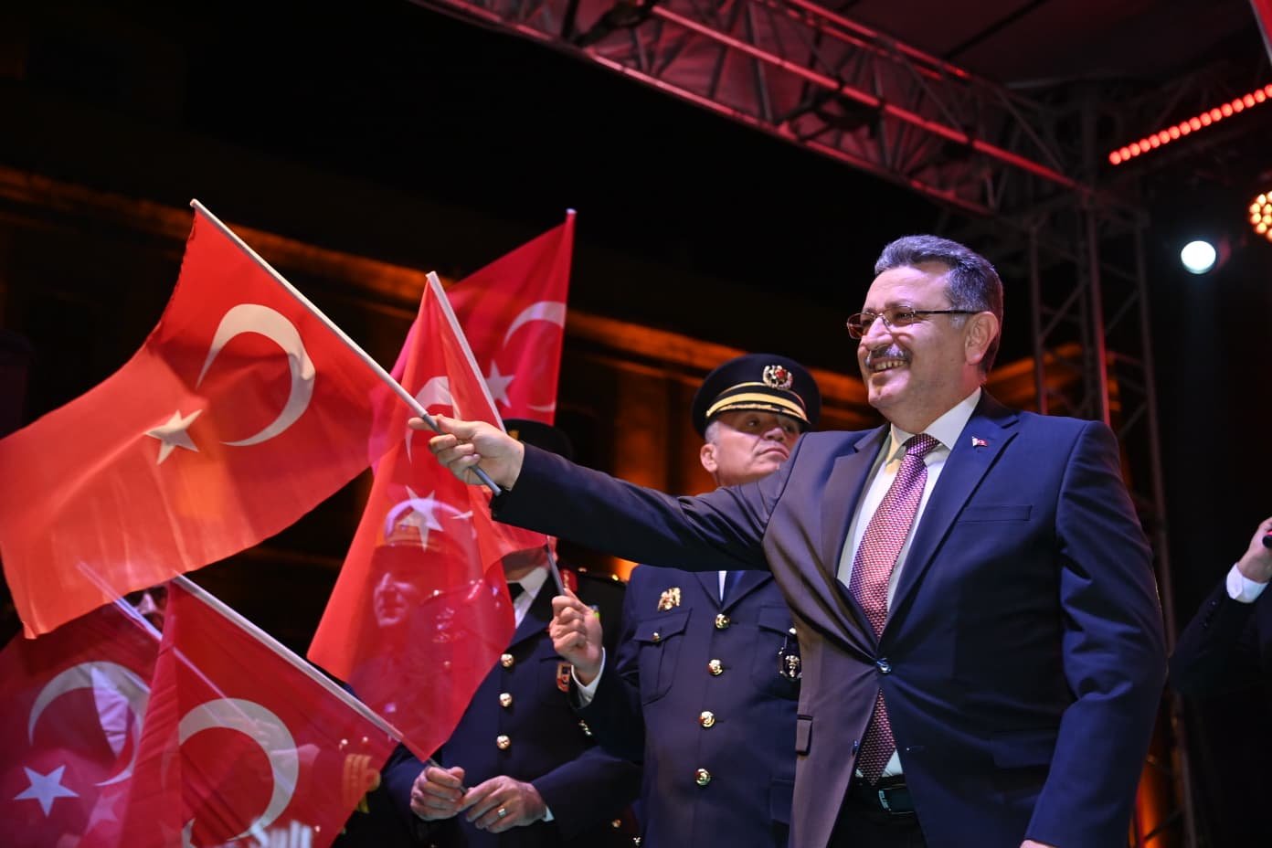 TRABZON’DA CUMHURİYET COŞKUSU