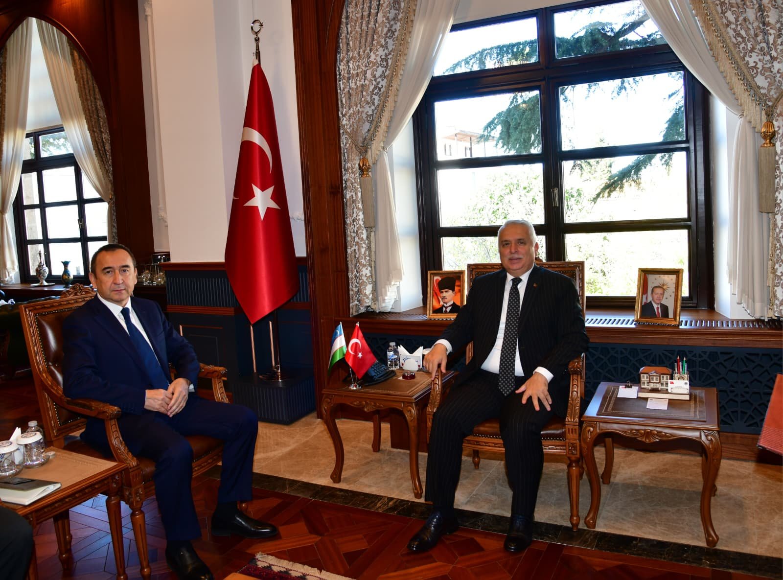 Vali Yıldırım, Özbekistan Cumhuriyeti Ankara Büyükelçisi Khaydarov İle Bir Araya Geldi