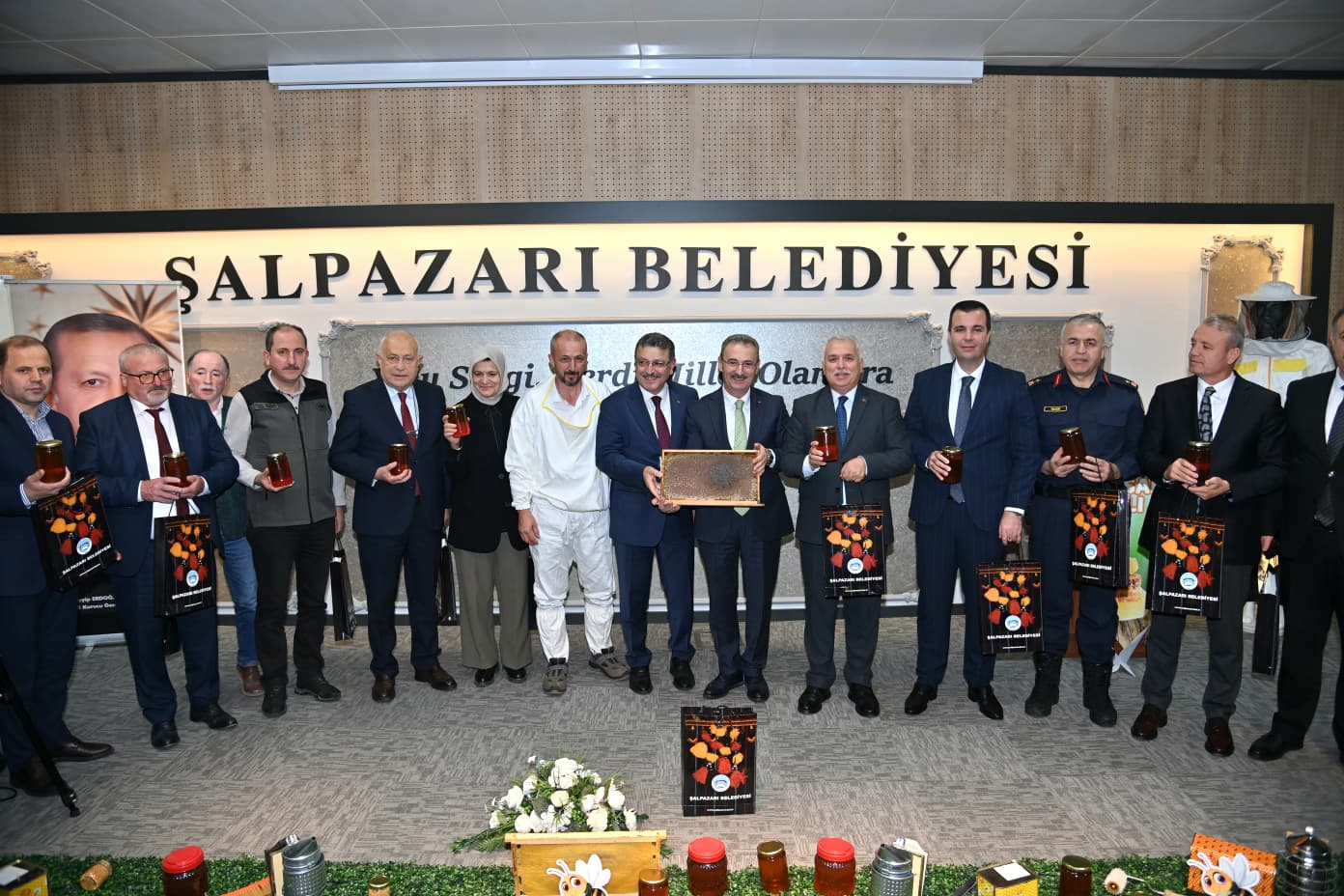 AĞASAR BALI MARKALAŞACAK