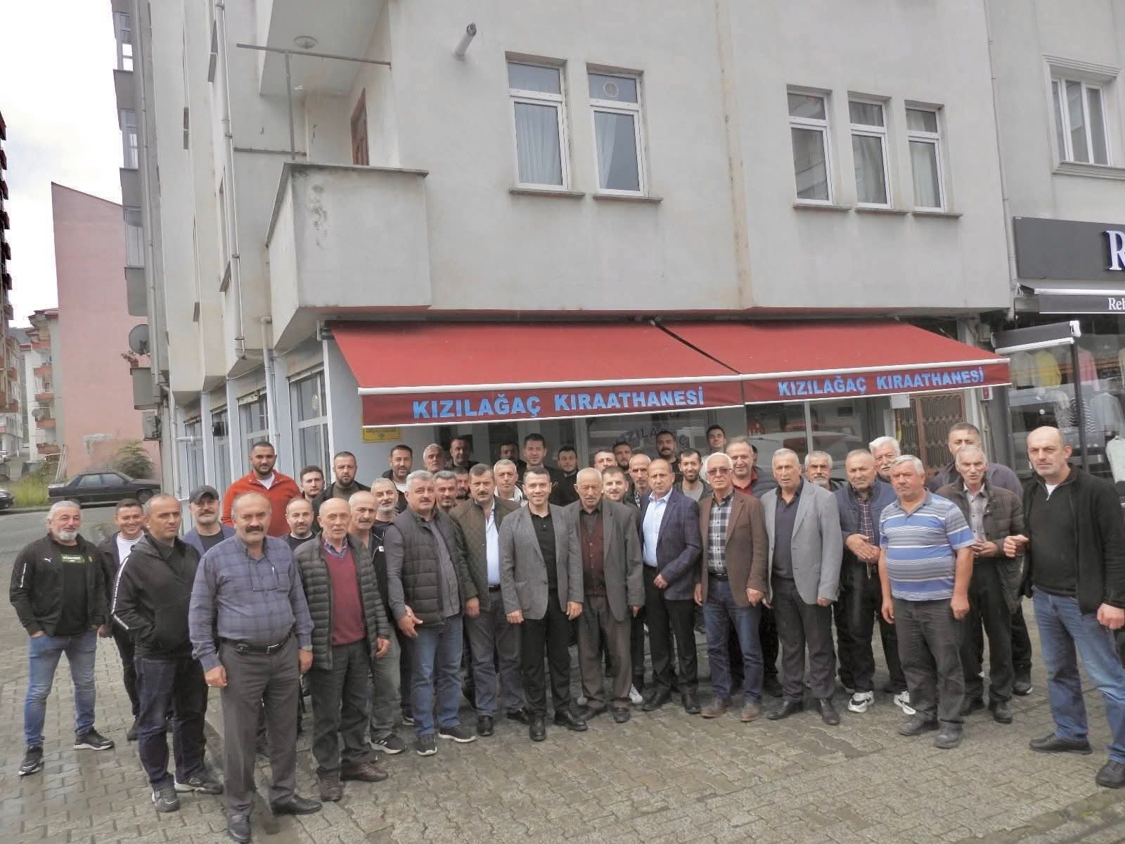 Kızılağaçlılar’dan müthiş birlektelik kahvaltısı