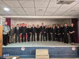 Beşikdüzü Merkez Ortaokulu’nda 10 Kasım Atatürk’ü Anma Programı düzenlendi.